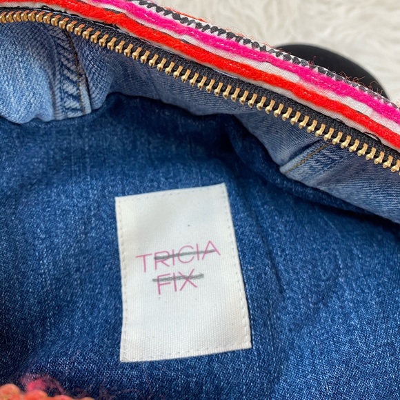 Free People Tricia Fix Embroidered DaytripTote Bag - Picture 7 of 7